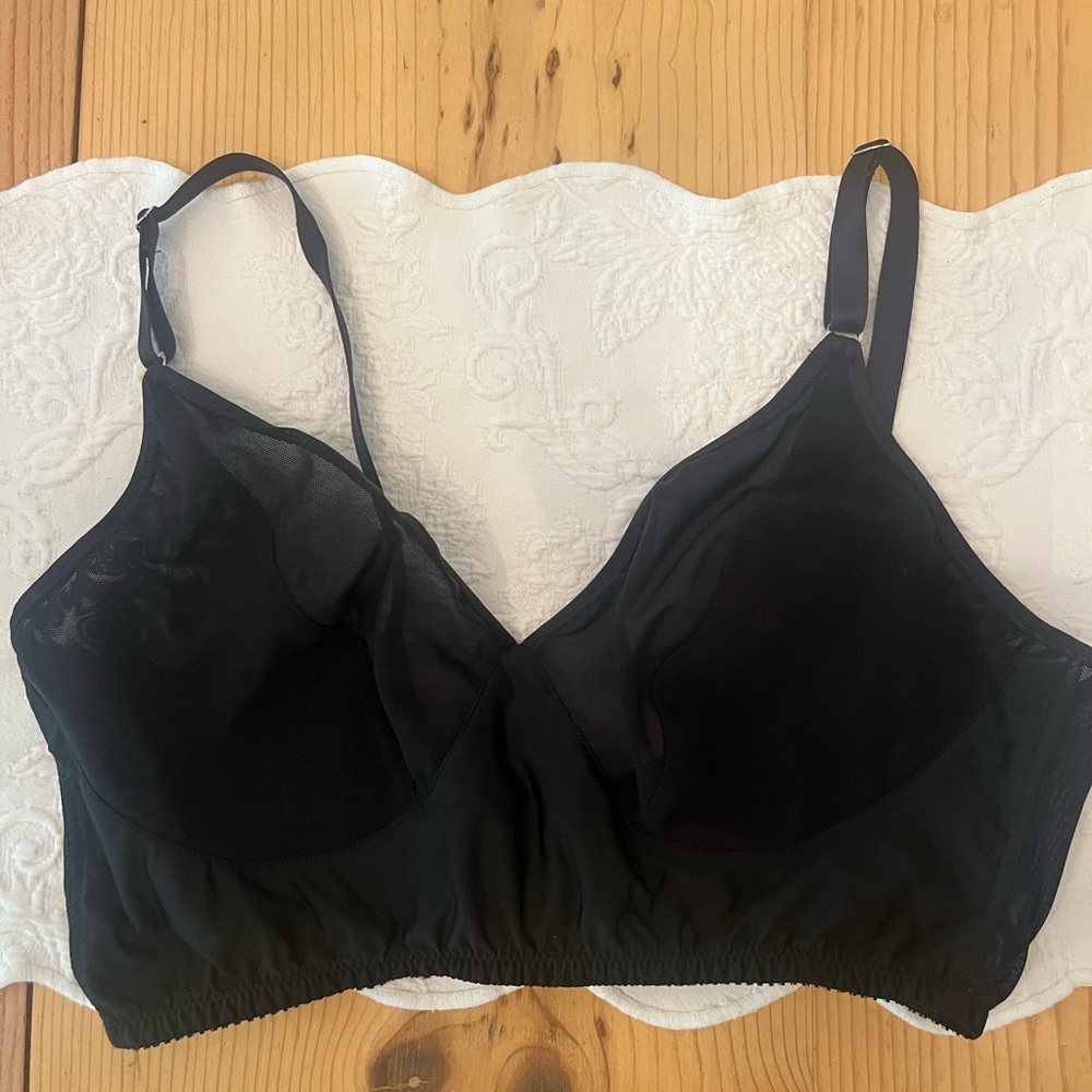 Bra NWOT Fortnight Black no underwire comfort 38DD
